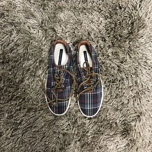 Tommy Hilfiger plaid glen pattern sneakers